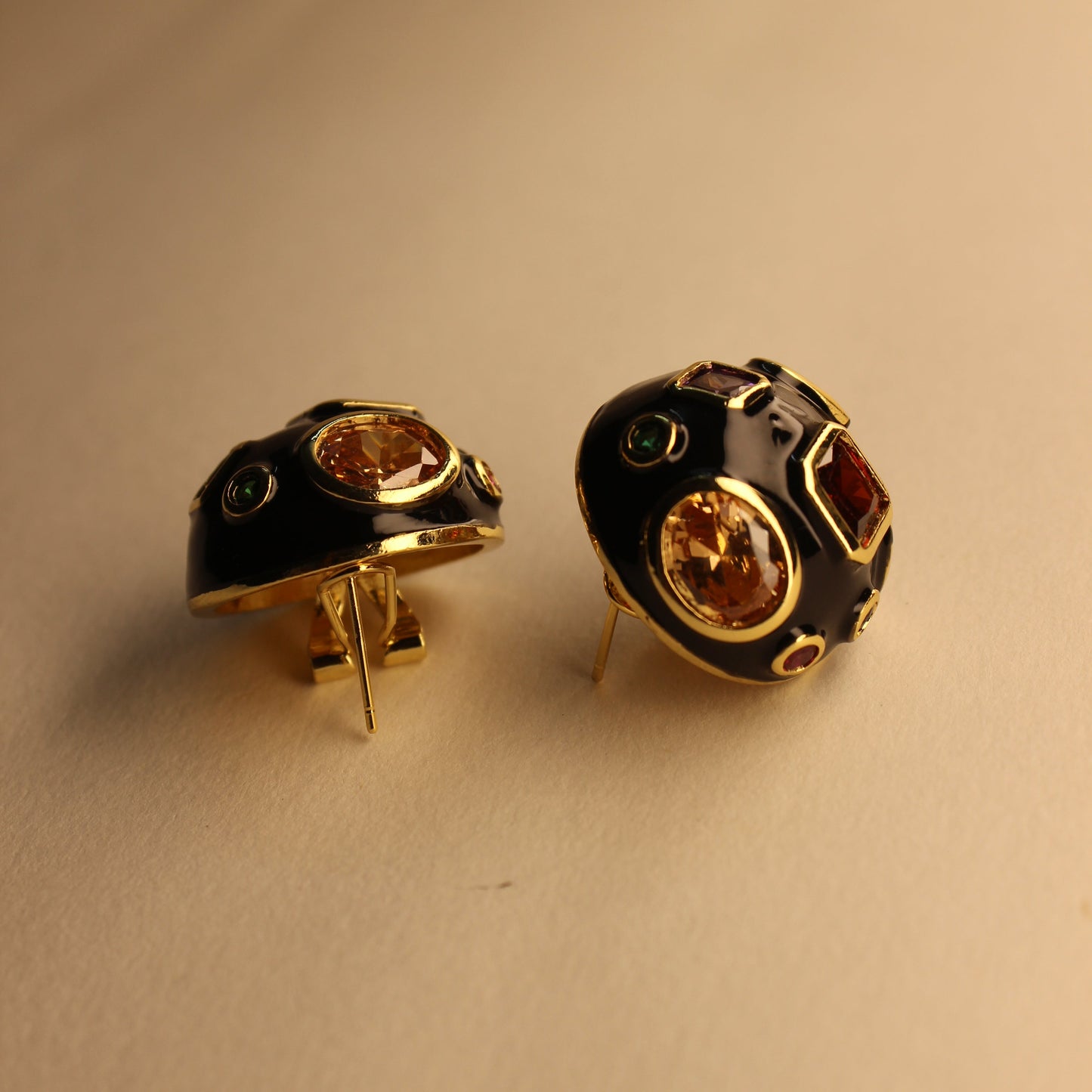 Sassie Studs