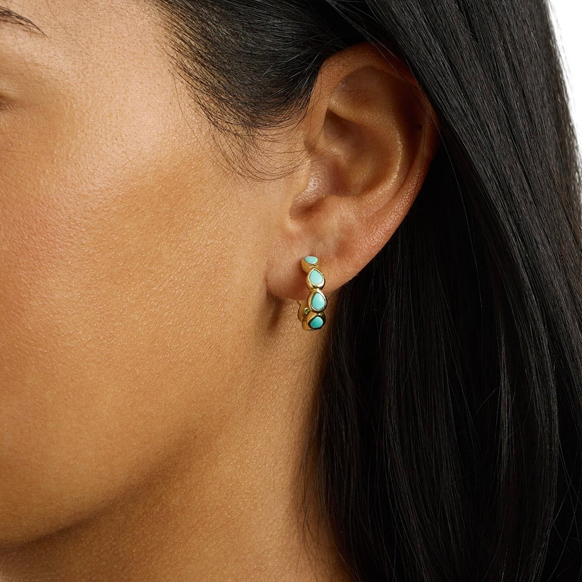 Nadia Hoops