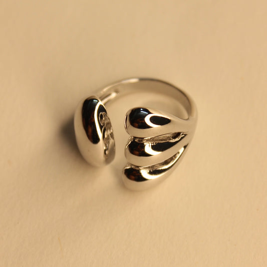 Thira Ring
