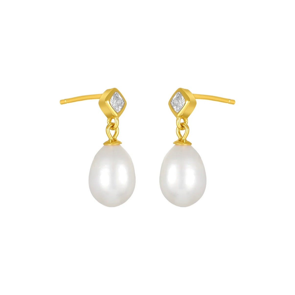 Pearl drop studs