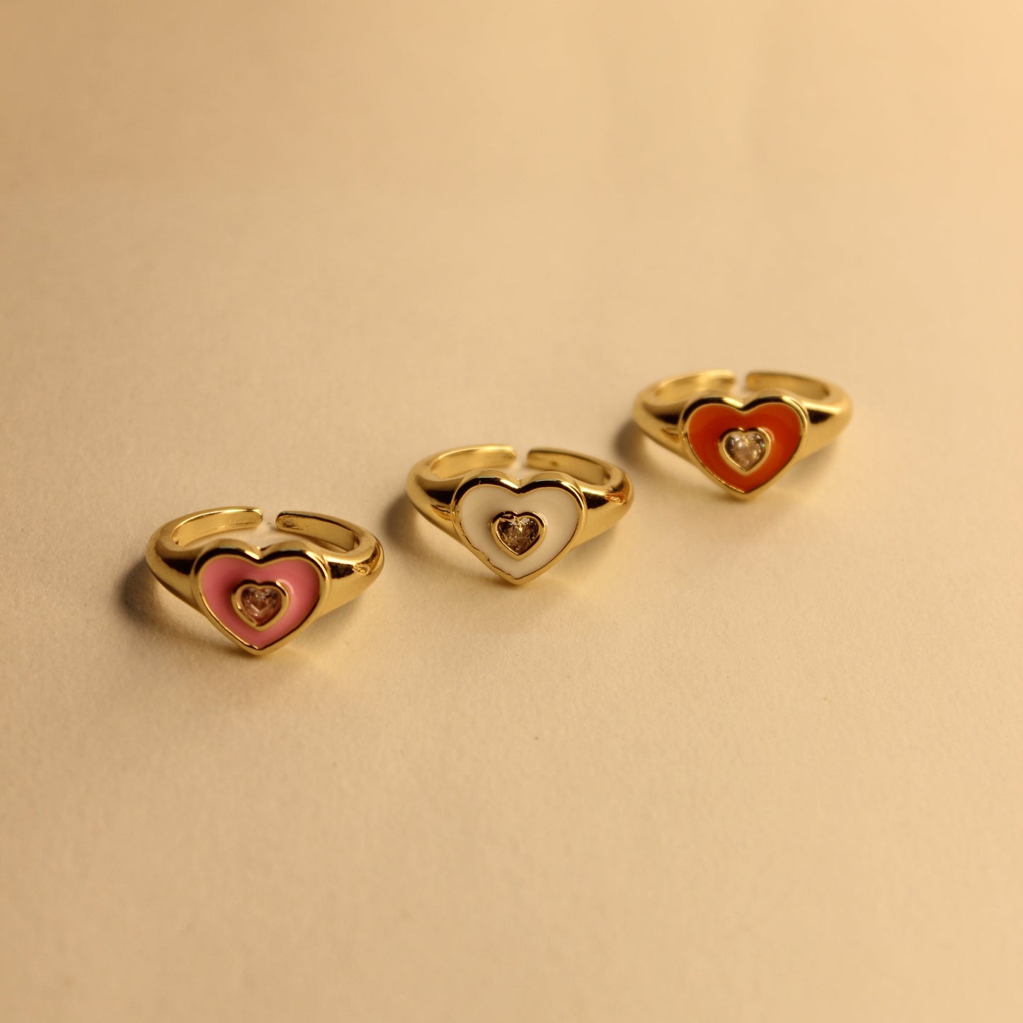 Amora Ring