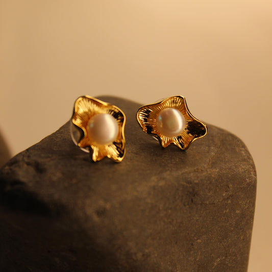 Poppy Stud Earrings