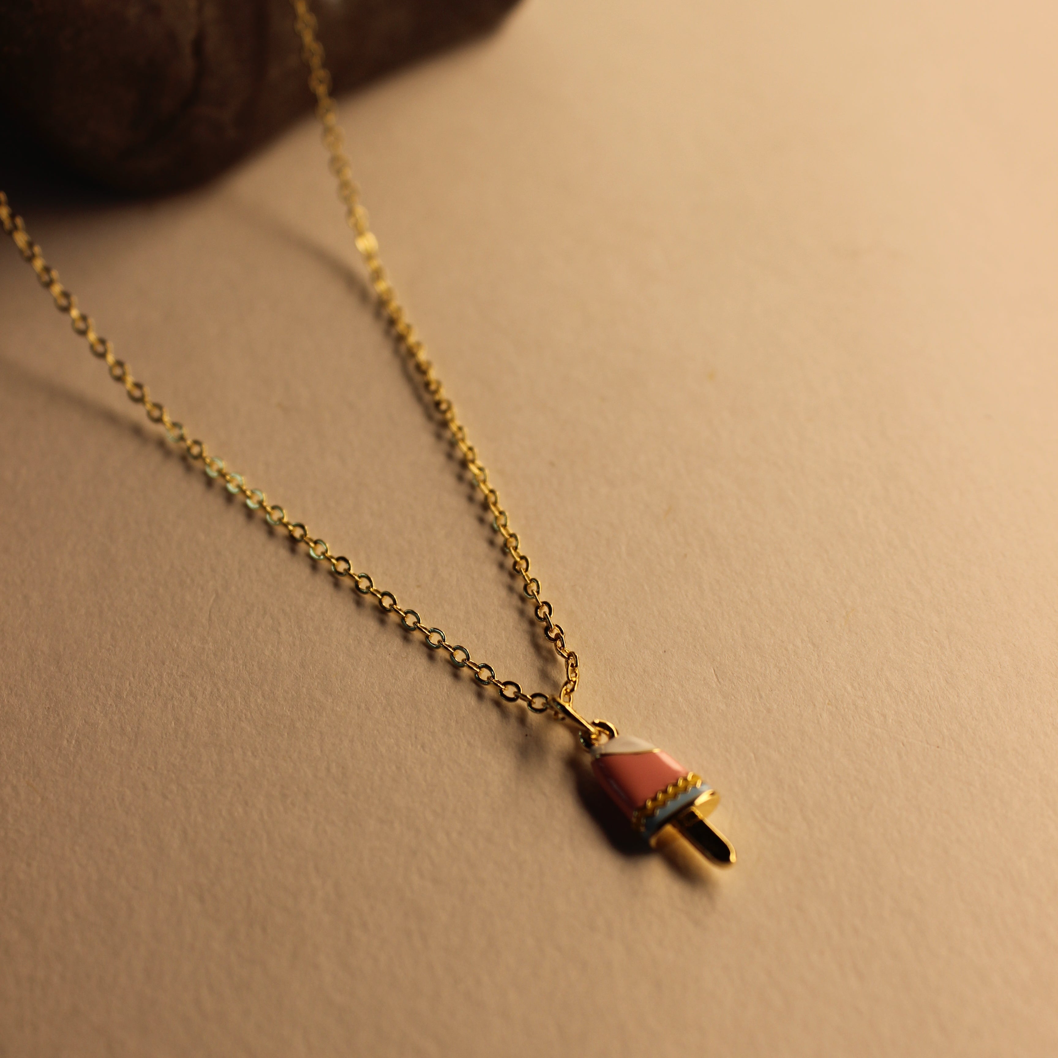 Poppi Necklace